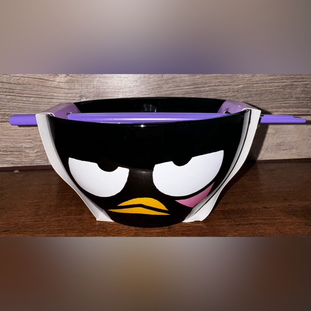 Cute 🥰 BADTZ-MARU-  Hello Kitty And Friends 
  -ceramic bowl with chopstick